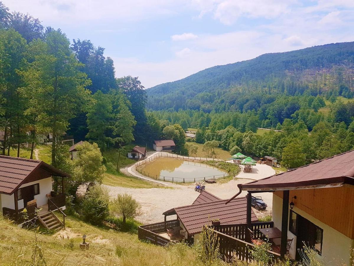 Satu Muscelean Otel Albestii de Muscel Dış mekan fotoğraf